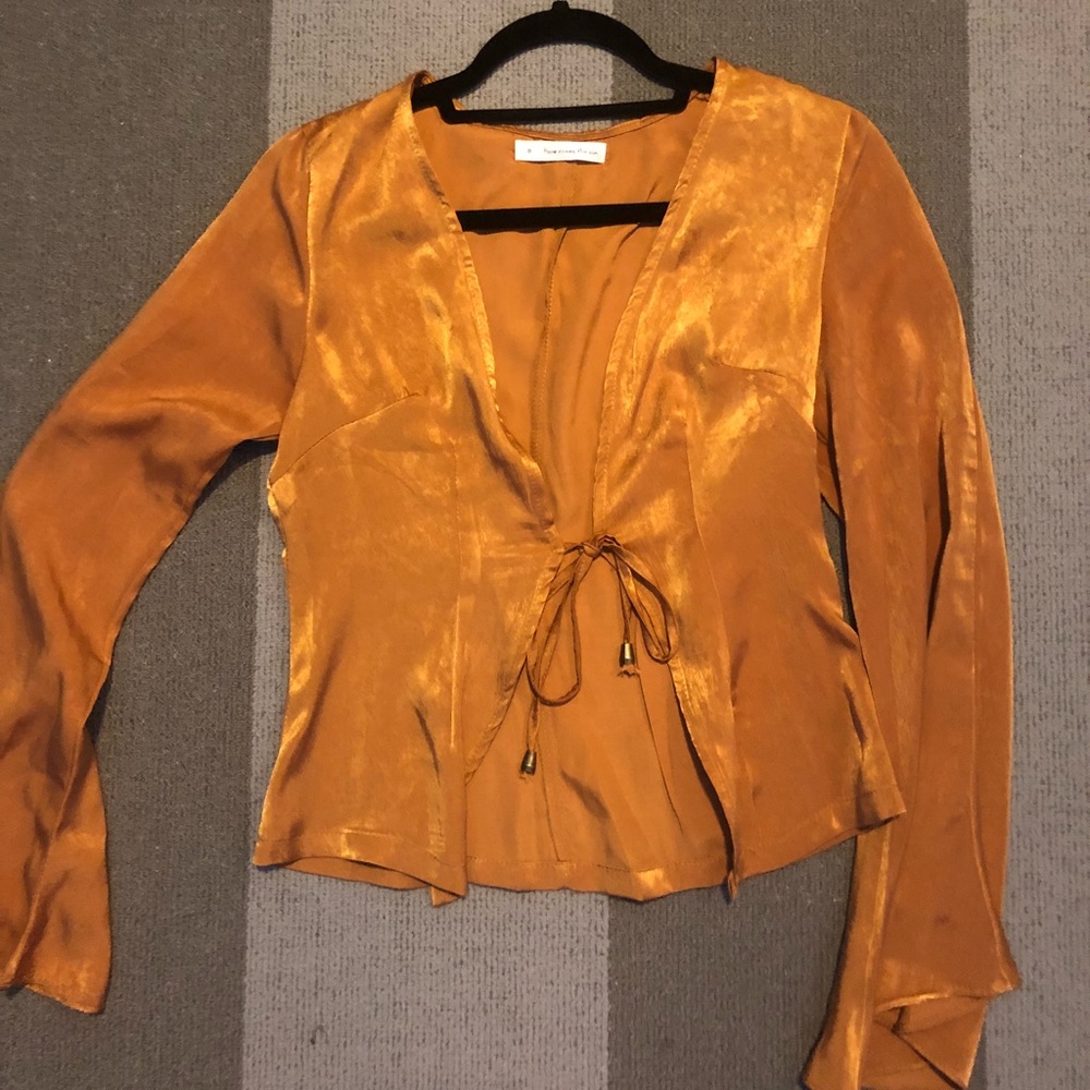 Verge Girl Tie Top